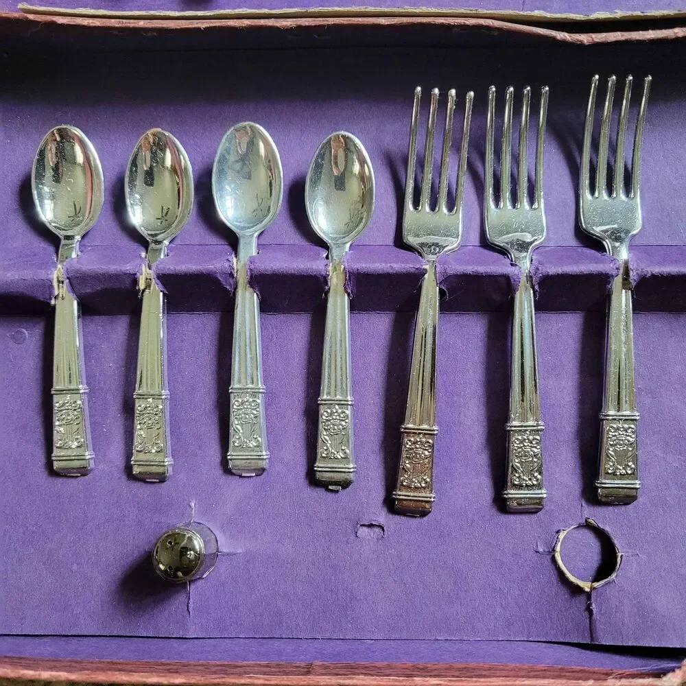 Vintage Banner Metalton Junior Tableware READ DESCRIPTION